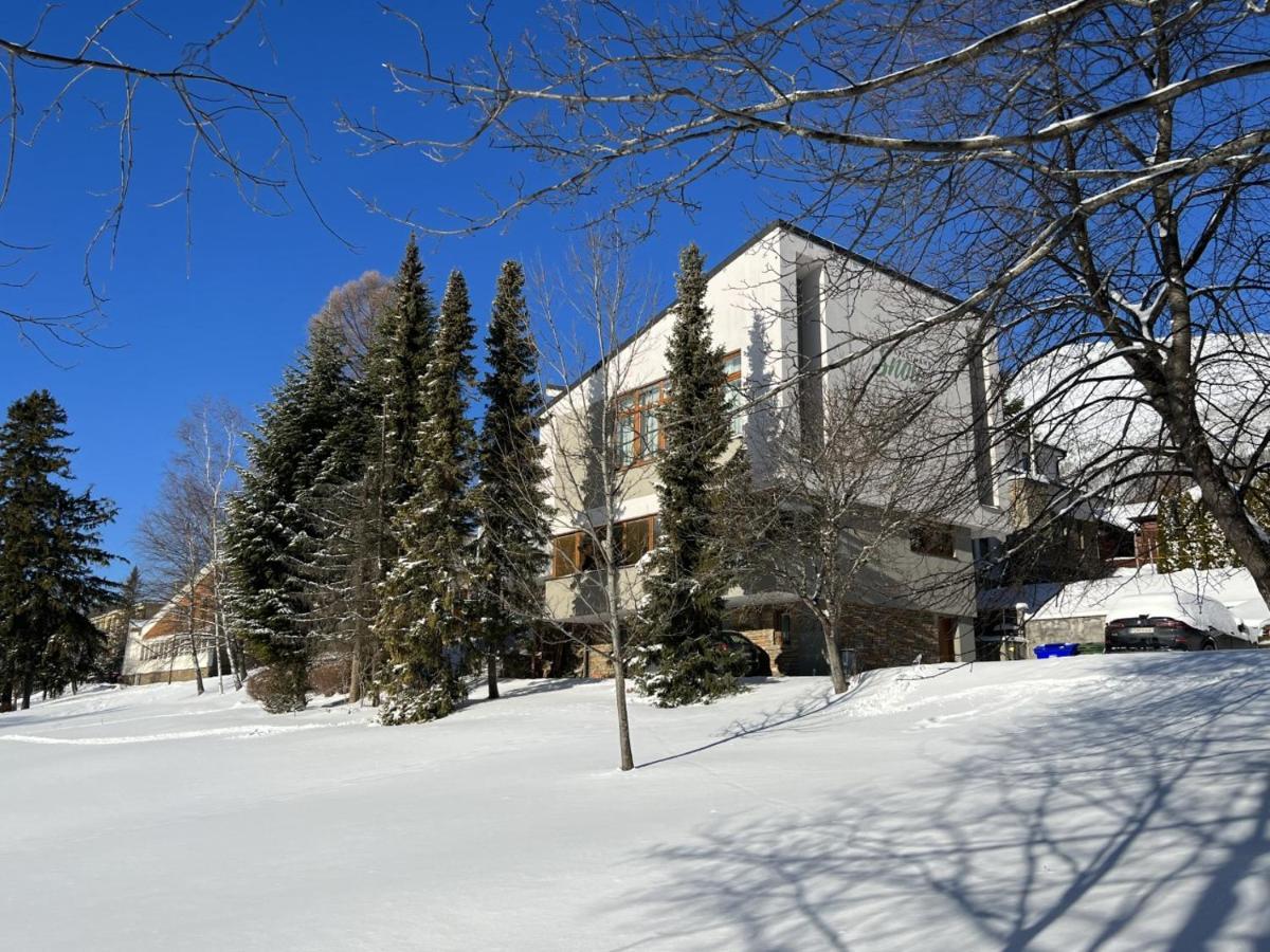 Vysoké Tatry Apartmany Snow מראה חיצוני תמונה